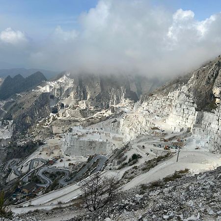 La Porta Sui Monti Di Luna Carrara Exterior photo